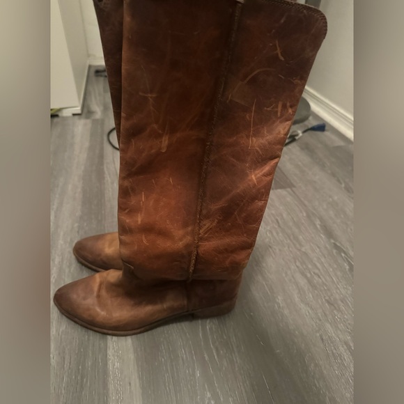 FRYE boots. Fits like 8.5. - Picture 3 of 5